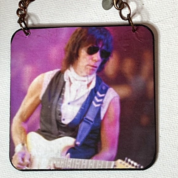 Jeff Beck Ornament - Picture 4 of 4
